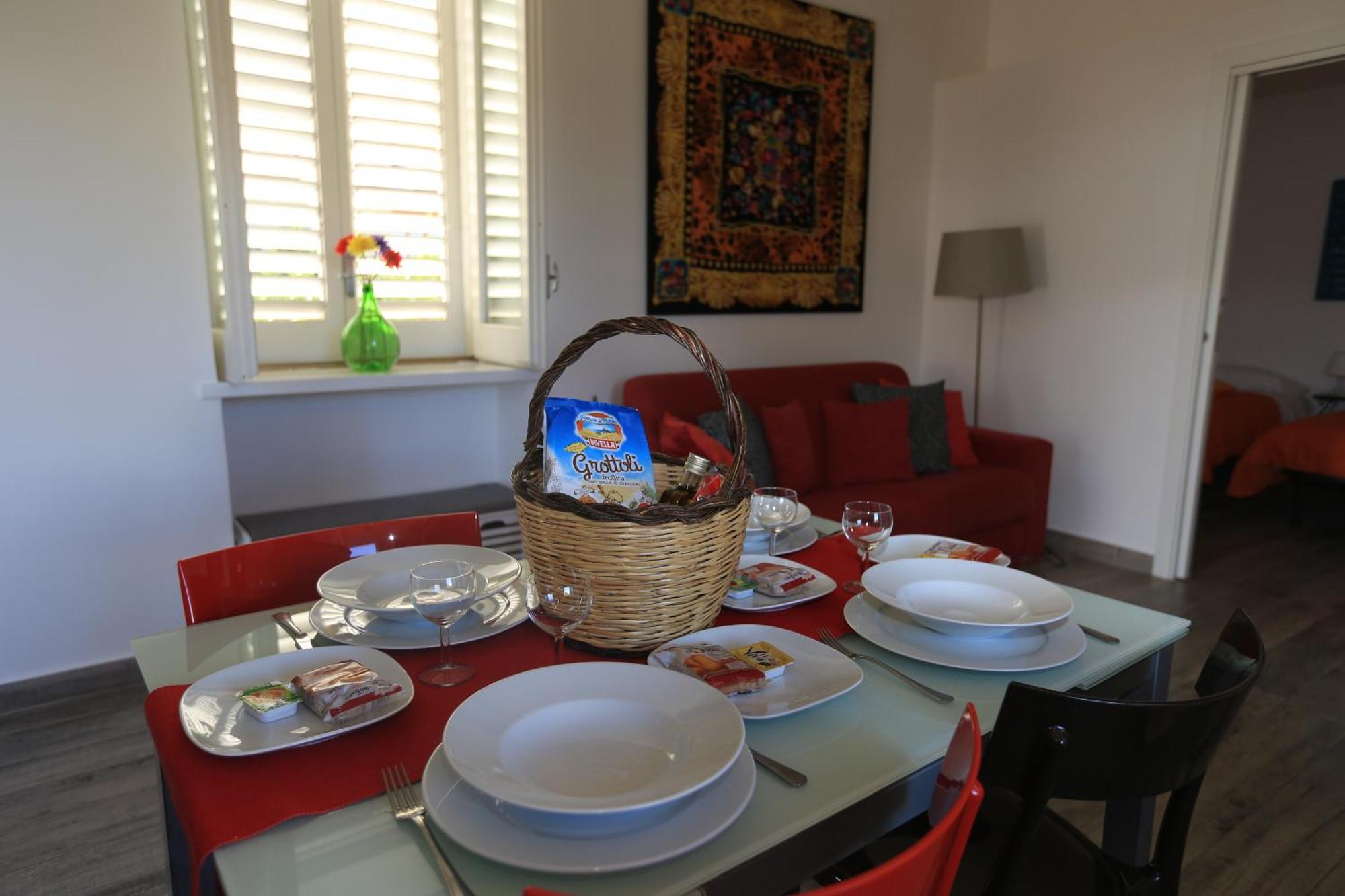 Reggine Holiday Apartments サンタニェッロ 部屋 写真