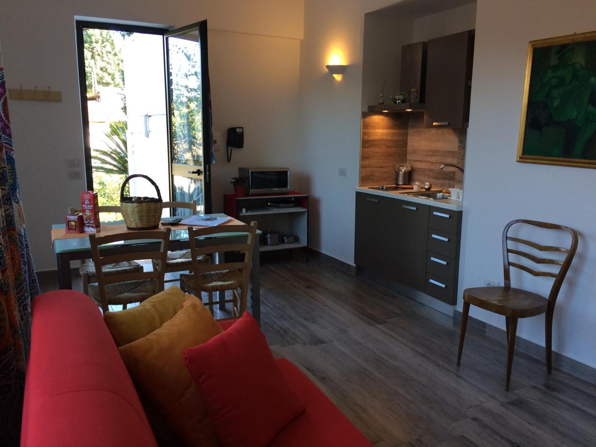 Reggine Holiday Apartments サンタニェッロ 部屋 写真