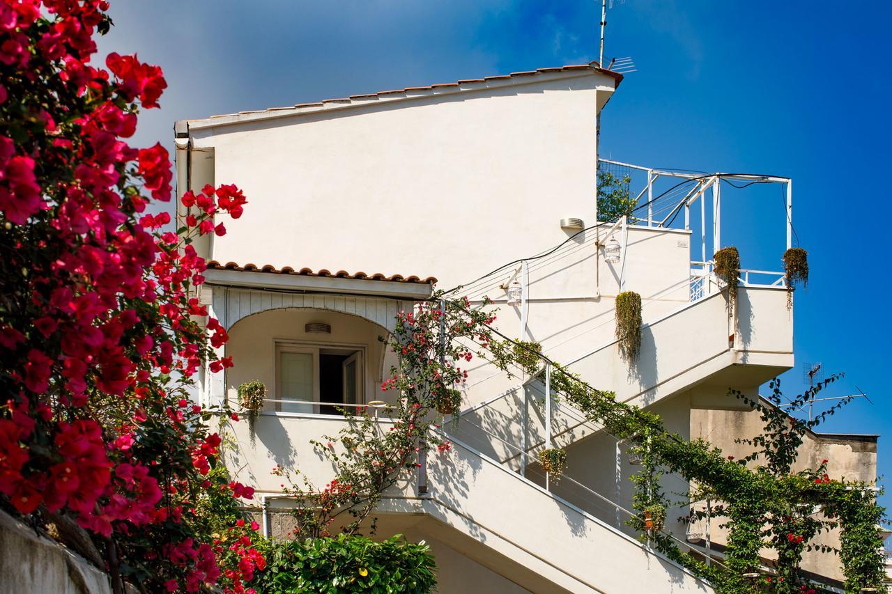 Reggine Holiday Apartments サンタニェッロ エクステリア 写真